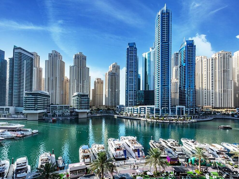 Dubai rental prices: waterfront towers and yachts at Dubai Marina