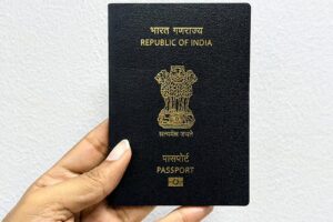 Indian passport centres in UAE: hand holding an Indian passport