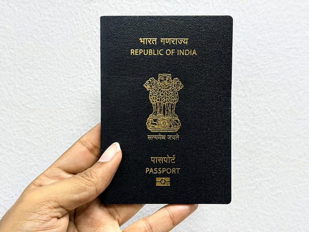 Indian passport centres in UAE: hand holding an Indian passport